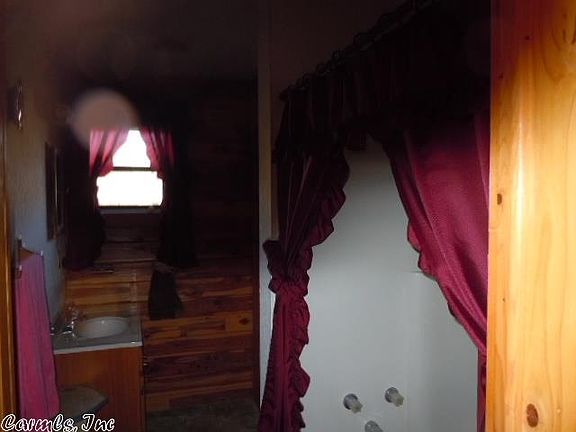 5th image of 701 Leewood Dr