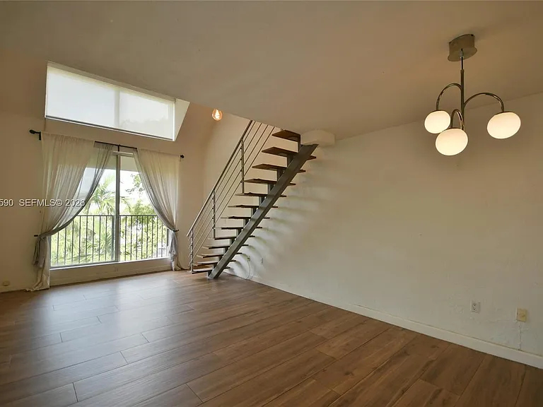 6884 N Kendall Dr #C401 — Photo 3
