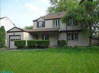 2251 Dorset Rd, Columbus, OH 43221