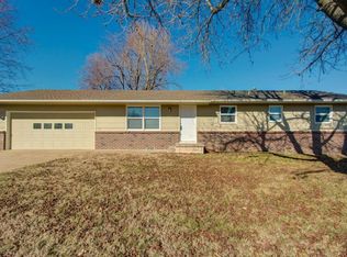 4233 W Rose Ter, Battlefield, MO 65619