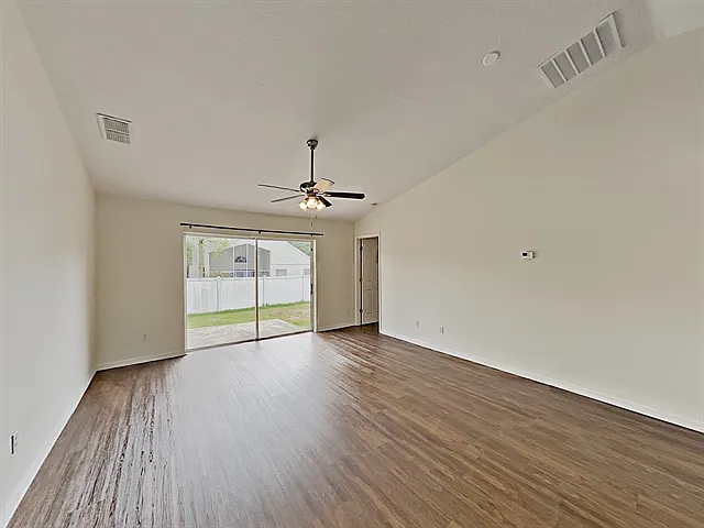 2033 Fish Eagle St — Photo 5
