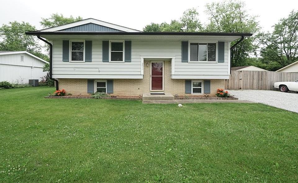 1st image of 2611 E Shakespeare Dr