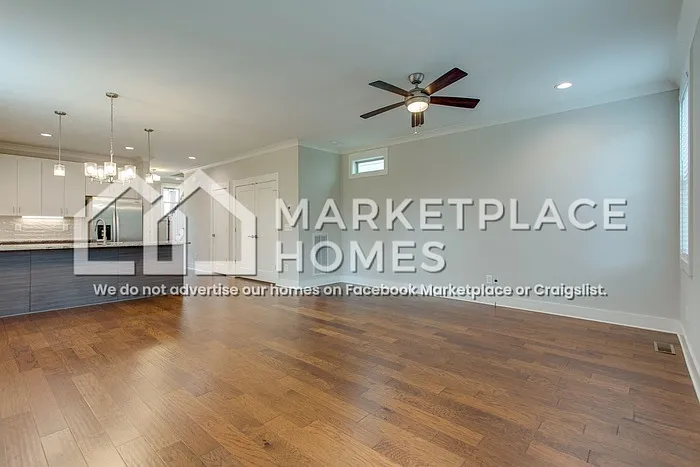 2119 Herman St — Photo 8