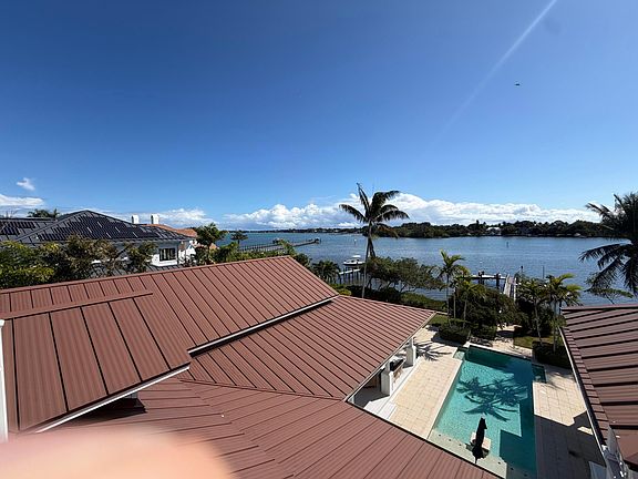 4th image of 5270 Pennock Point Road