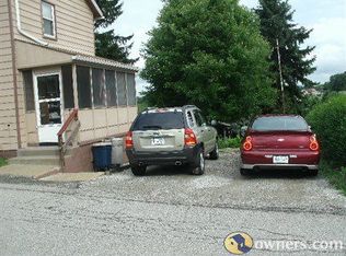 521 Carbon St, North Huntingdon, PA 15642