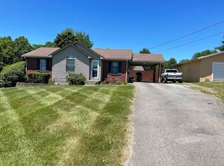 886 Stonehouse Rd, Bardstown, KY 40004