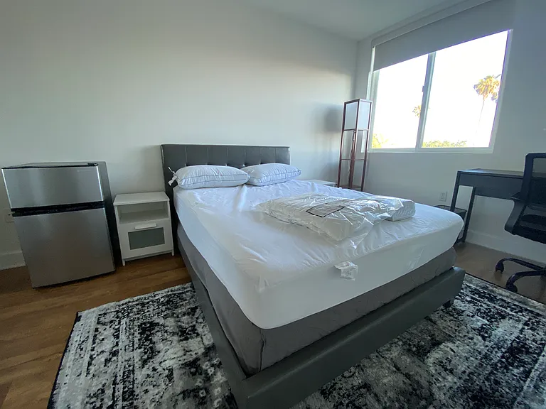 835 N Edinburgh Ave — Photo 12