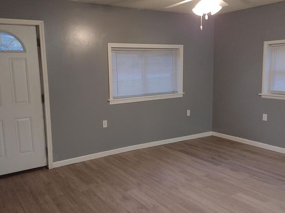 3rd image of 1312 Booth Ave #4