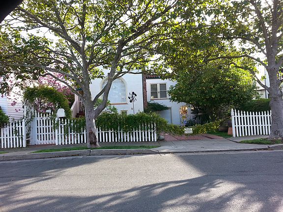 5th image of 113 Muller St