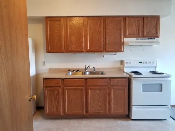 302 S Sophie St, Bessemer, MI