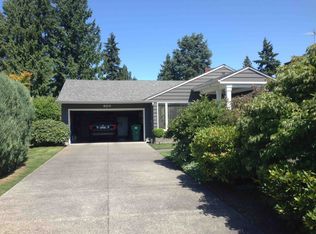 8219 Forest Dr NE, Seattle, WA 98115