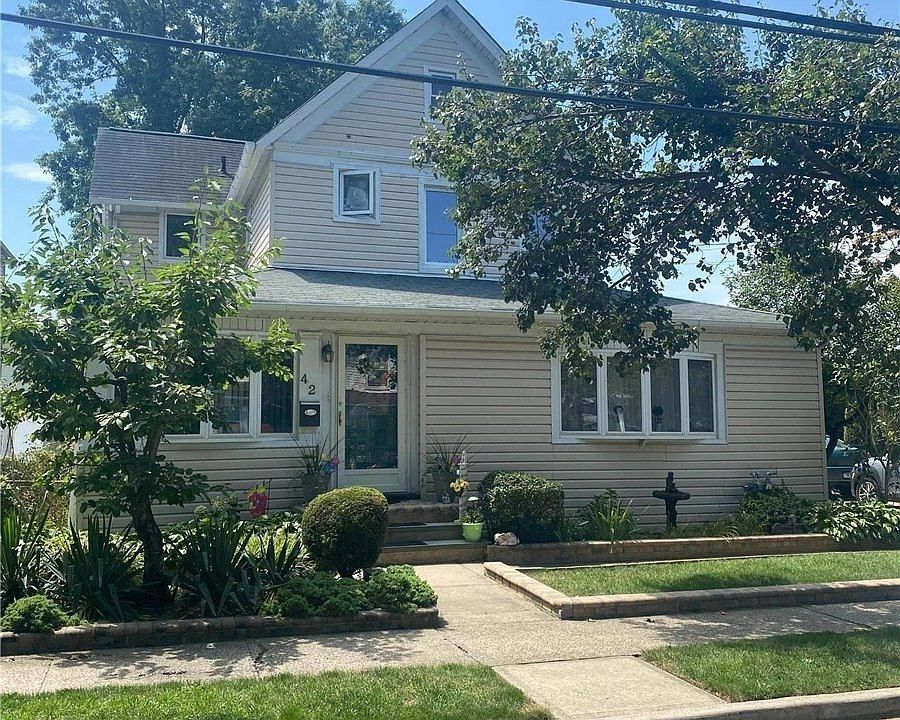 42 E Mineola Avenue, Valley Stream, NY 11580 Zillow
