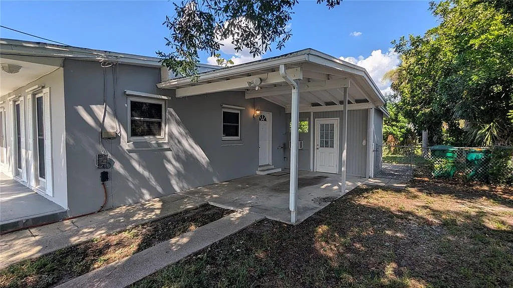 2 bed, 1.0 bath, 1056 sqft, $1,500 — Photo 3