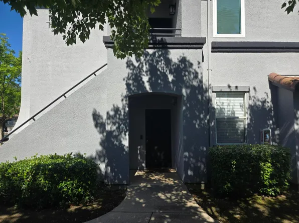 5201 Laguna Oaks Dr Unit 121, Elk Grove, CA 95758