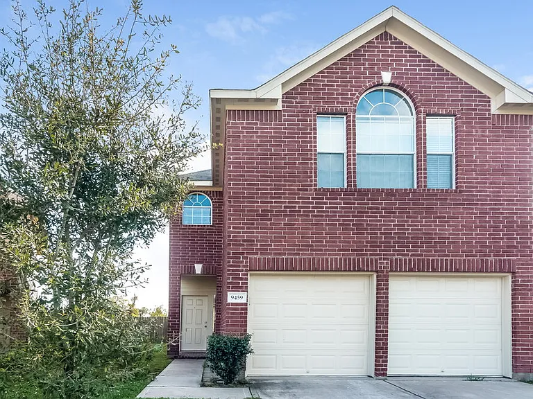 9459 Sunflower Ridge Ln — Photo 1
