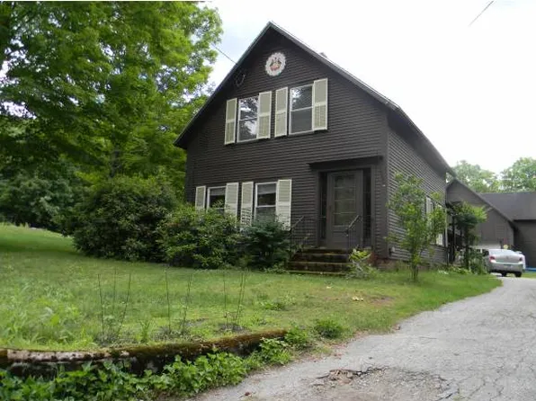 150 Paris Ave, Charlestown, NH 03603