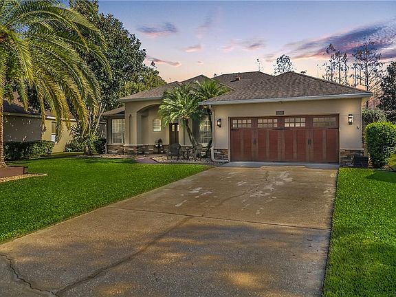 3rd image of 13821 Waterhouse Way