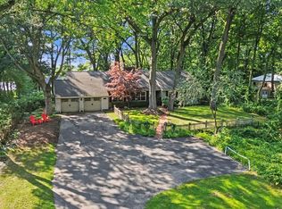 17887 N Fruitport Rd, Spring Lake, MI 49456