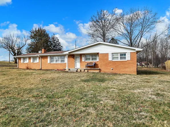5441 W Sarah Myers Dr, West Terre Haute, IN 47885