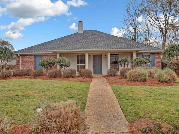 332 White Oak Dr