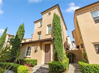 86 Strawberry Grv, Irvine, CA 92620