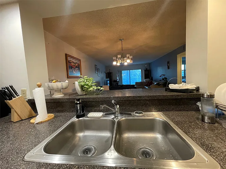 16141 Blatt Blvd — Photo 13