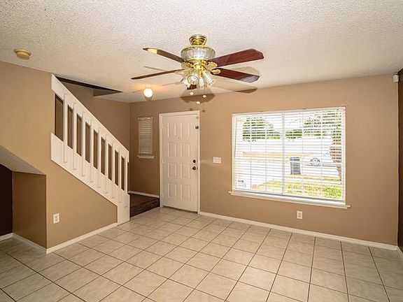 2nd image of 1460 Carey Glen Cir