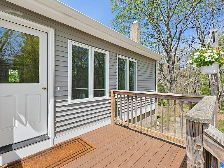 251 Lake St #1 — Photo 2