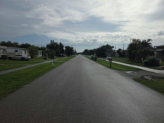 5th image of 21371 Meehan Ave