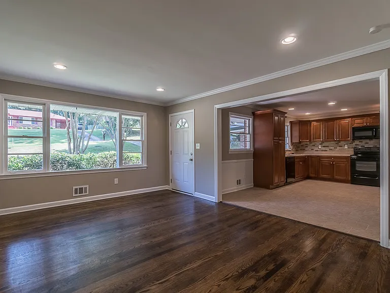 3149 Gay Dr — Photo 18