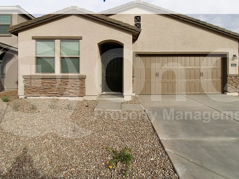 5734 W Getty Dr — Photo 2