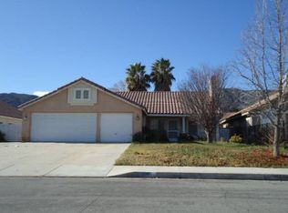 19385 Sweetwood Ln, Lake Elsinore, CA 92530