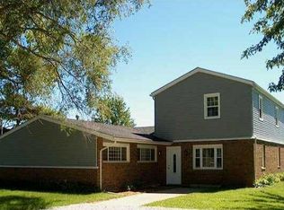 1675 Mockingbird Ln, Anderson, IN 46013