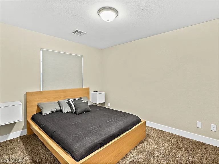 9041 Kingsdale Ct — Photo 18