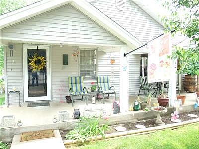 1st image of 212 Swigert Ave #214