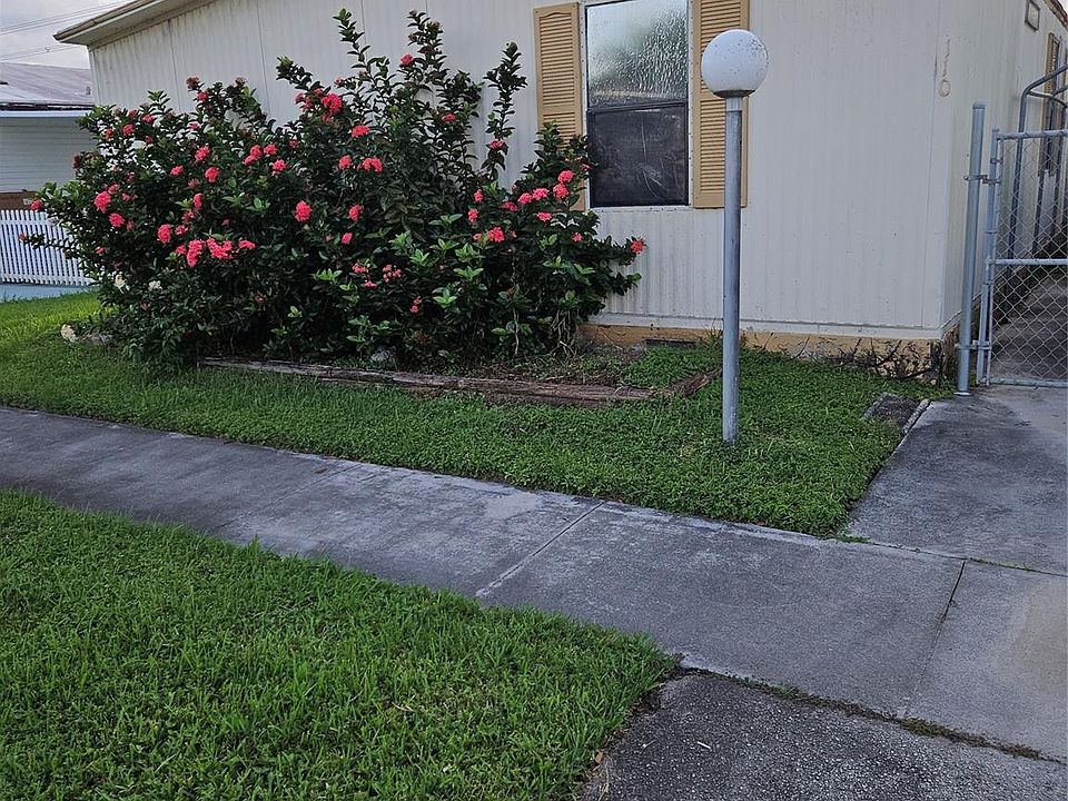 1st image of 110 NW 218th Lane