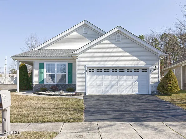 13 Robin Lane, Barnegat, NJ 08005