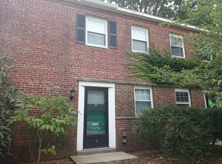 56 Gerry Rd, Chestnut Hill, MA 02467