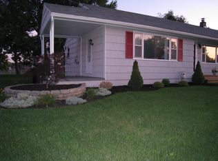 4402 Wetzel Rd, Liverpool, NY 13090