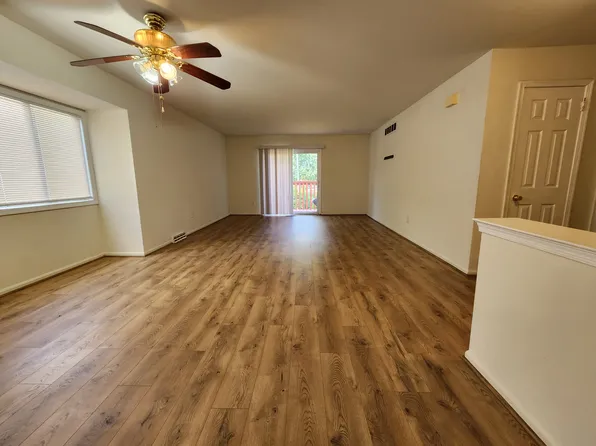 32 Sandybrook Dr, Langhorne, PA 19047