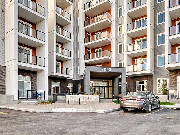 4th image of 150 Carrington Cres NW #3611