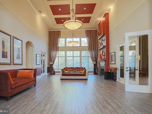 5th image of 19617 Galway Bay Cir APT 301