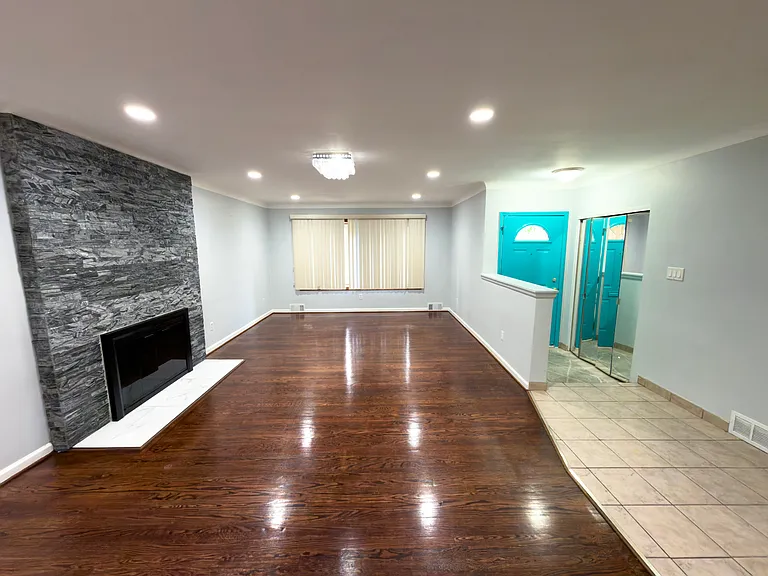 21233 Fairview Dr — Photo 5