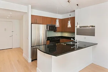 Sold by Avenue Real Estate