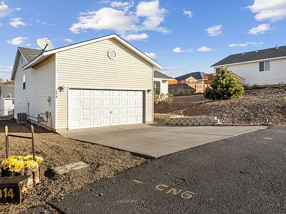 2nd image of 1314 SW 11th Ct