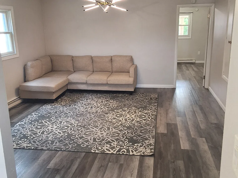 1514 Cedar Ave #4A
