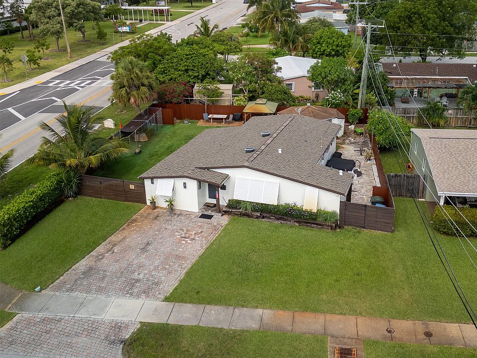 1st image of 5601 NE 8th Avenue