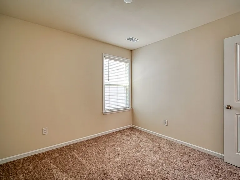 572 Millsgate Cir — Photo 37