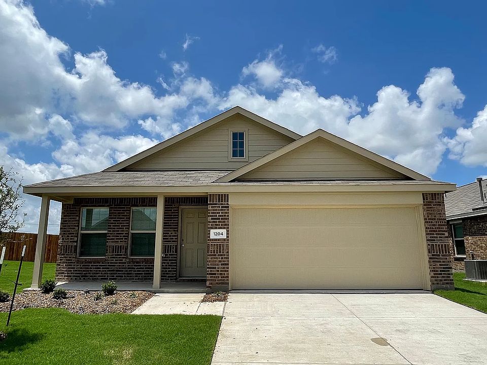 1st image of 1204 Lady Bird St