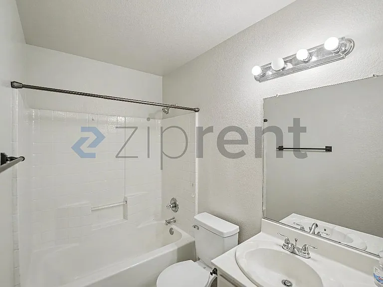 43516 32nd St E — Photo 10